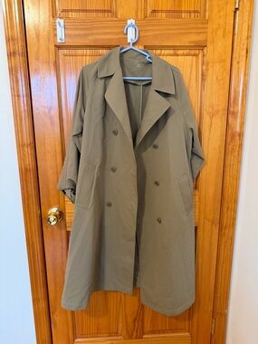 Oversized Double-Breasted Trench Coat - Olive